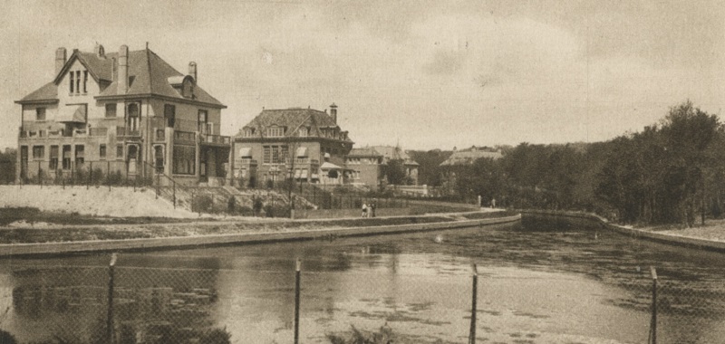 Park Zorgvliet gezien vanaf de Groot Hertoginnelaan, 1920. Ansichtkaart Weenenk en Snel