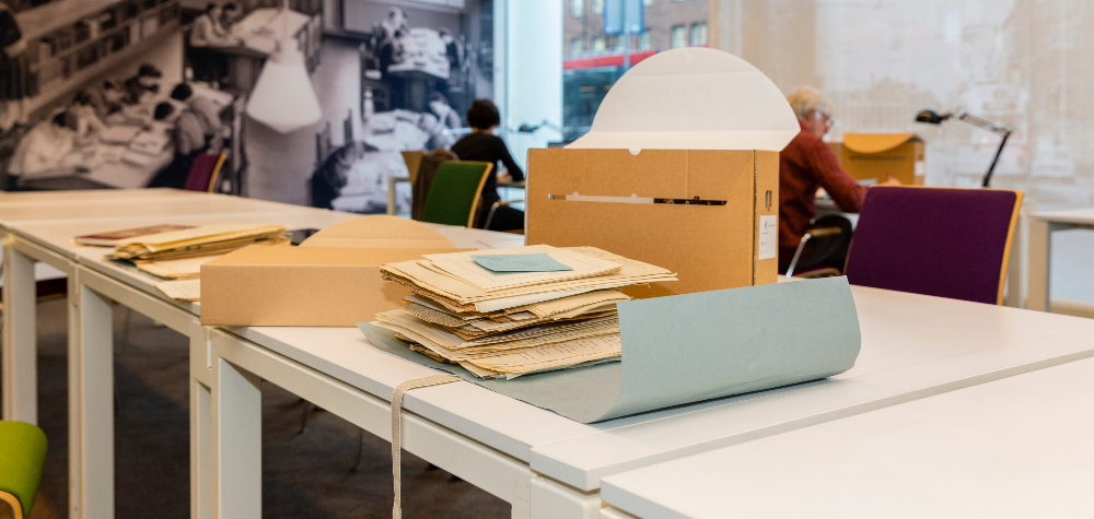 Publicatie Prosopografische gegevens van de lokale Haagse politieke elite tot in 1572 | Foto: archiefmateriaal in de studiezaal Publicatie Prosopografische gegevens van de lokale Haagse politieke elite tot in 1572 | Foto: archiefmateriaal in de studiezaal7 1