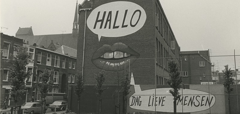 kunstwerk Hallo van Theo van Laar foto Rinus de Hilster 1979 kunstwerk Hallo van Theo van Laar foto Rinus de Hilster 1979
