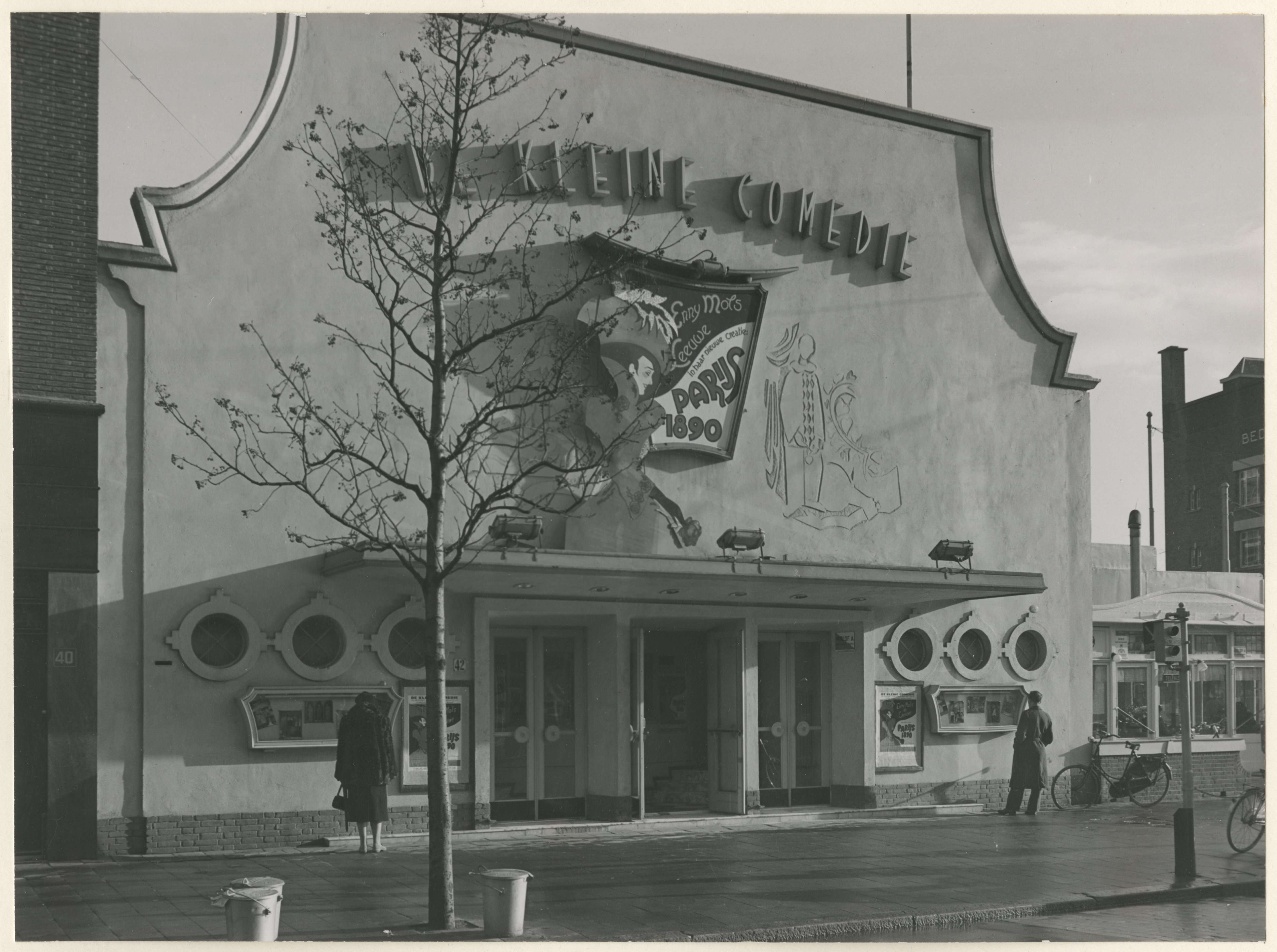 Spui de Kleine Comedie, maker: Dienst Stadsontwikkeling en Volkshuisvesting, 1952
