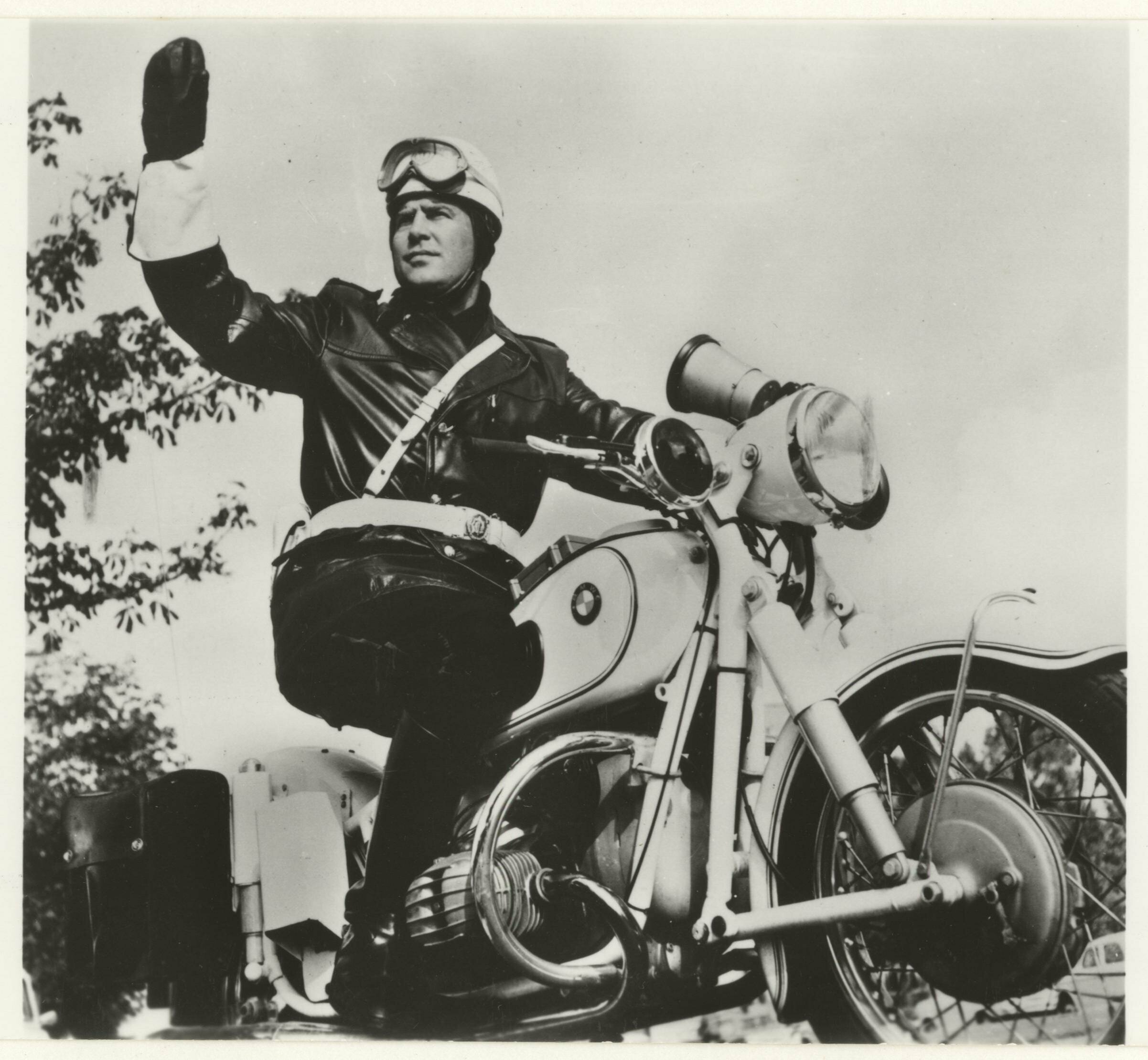 Gemotoriseerde agent, 1965