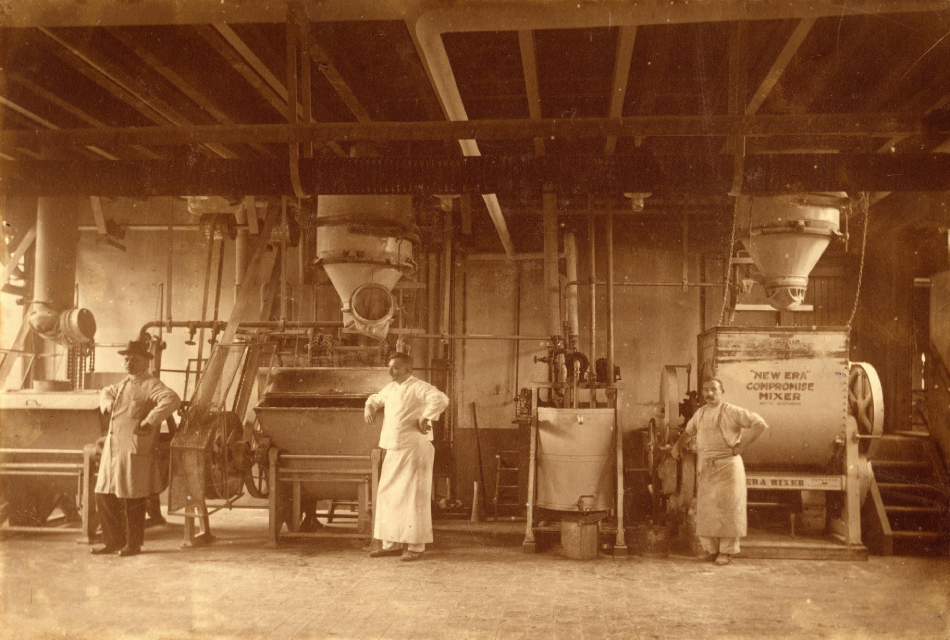 Jacob Catsstraat 168-188, broodfabriek van Hus, 1915, maker P. van Tol