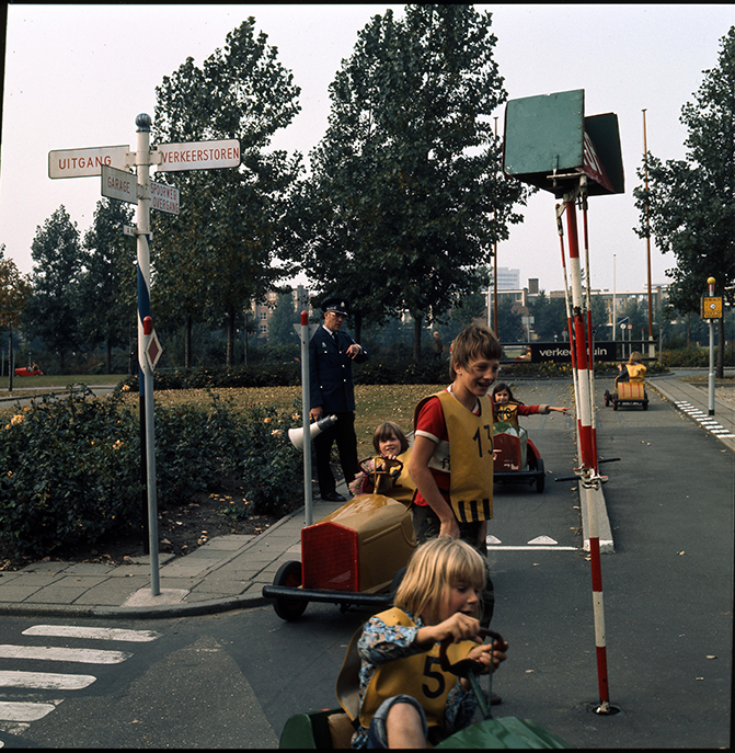 Verkeerstuin Hengelolaan, 1975, maker Stokvis