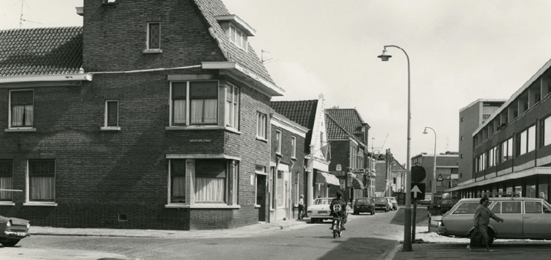 Loosduinse Hoofdstraat 1972. Foto Dienst Stedelijke Ontwikkeling