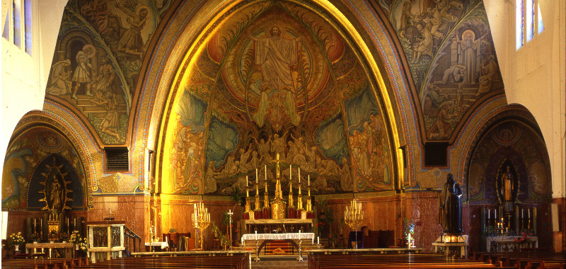 In de Antonius Aptkerk aan de Scheveningseweg is in 1927 als herinnering aan een grote cholera-epidemie in Scheveningen een groot mozaïek gemaakt | Fotograaf: Dienst voor de Stadsontwikkeling (1981) In de Antonius Aptkerk aan de Scheveningseweg is in 1927 als herinnering aan een grote cholera-epidemie in Scheveningen een groot mozaïek gemaakt | Fotograaf: Dienst voor de Stadsontwikkeling (1981)